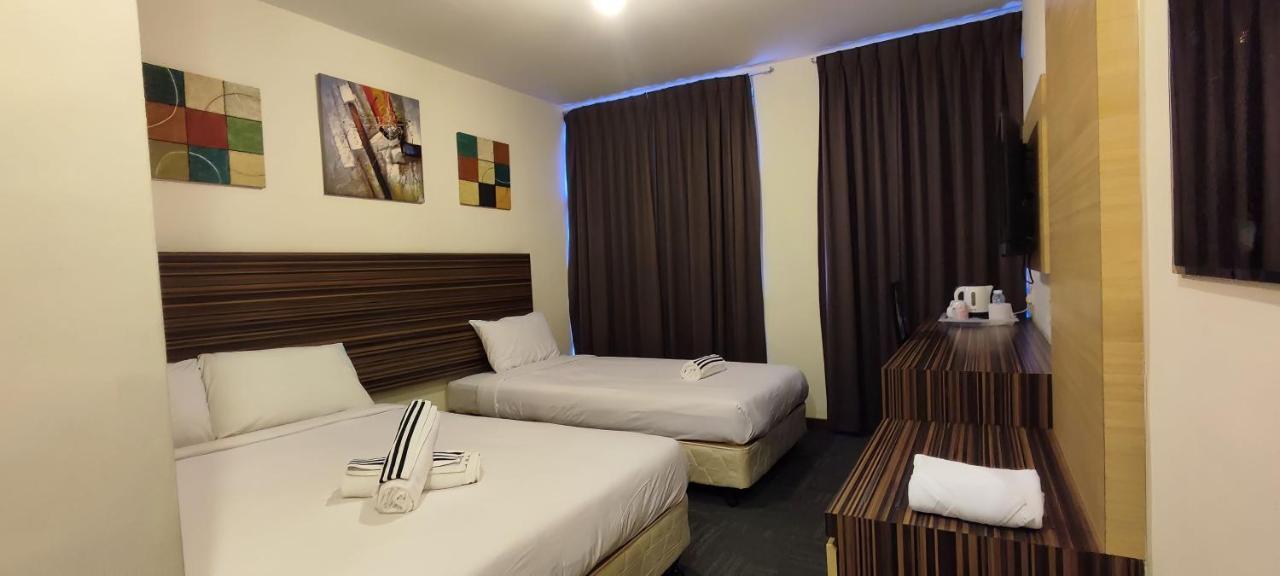 Hotel Sara'S Inn, Шах-Алам Екстер'єр фото
